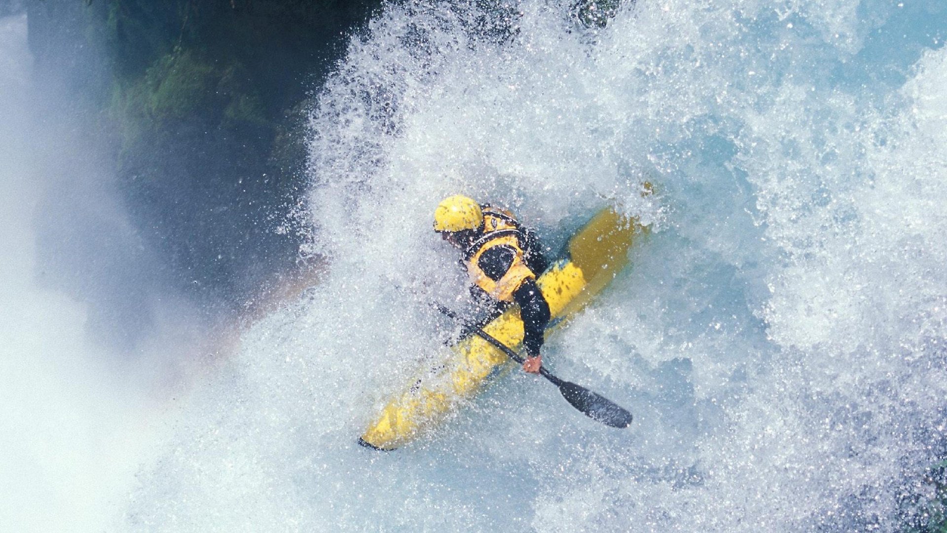 “奇迹完成！弱旅逆袭强队，冠军梦再起”